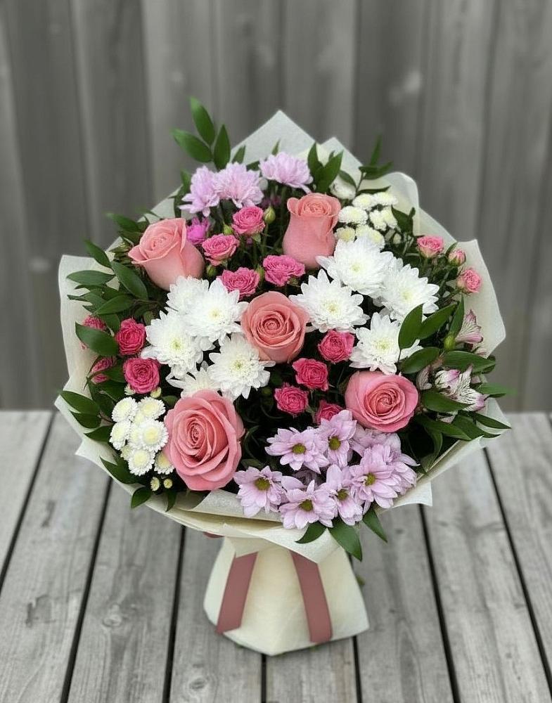 Букет цветов из: Альстромерии, Гвоздики, Розы и Хризантемы в Новое Грешино