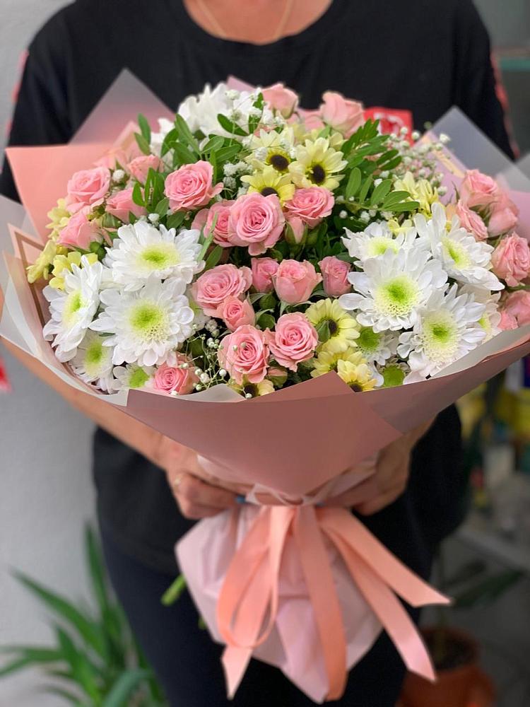 Букет цветов из: Розы и Хризантемы в Новое Грешино