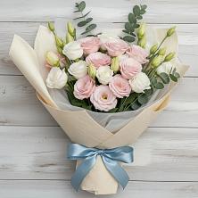 Букет цветов из:  Лизиантусы в Новое Грешино
