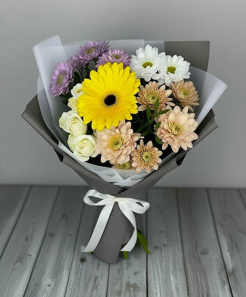 Букет цветов из: Розы, Герберы и Хризантемы в Новое Грешино