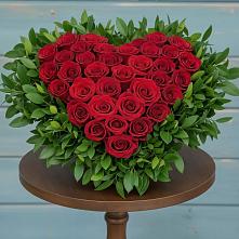 Цветочная композиция из Розы в виде сердца в Новое Грешино