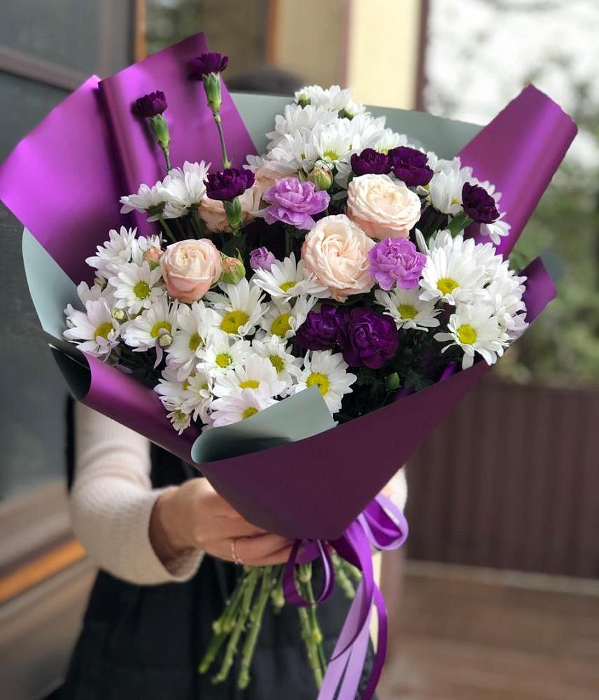 Букет цветов из: Хризантемы, Гвоздики и Розы в Новое Грешино