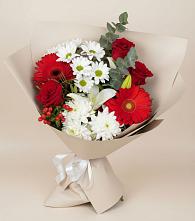 Букет цветов из:  Розы, Хризантемы, Герберы и Лилии в Новое Грешино