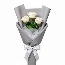 Букет 3 белые розы в Новое Грешино