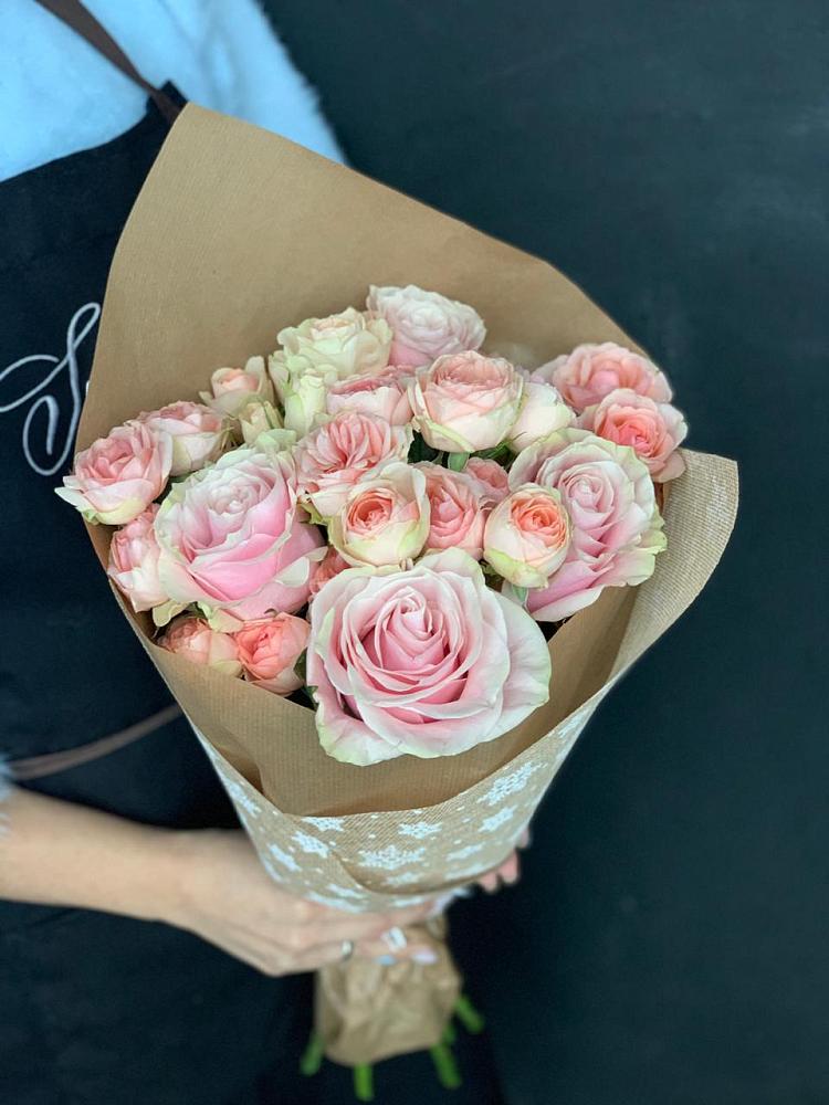 Букет цветов из: Хризантемы и Розы в Новое Грешино