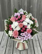 Букет цветов из:  Альстромерии, Гвоздики, Розы и Хризантемы в Новое Грешино