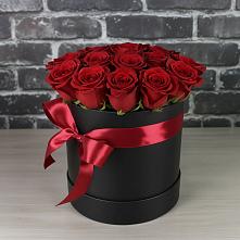 Цветочная композиция из Розы в шляпной коробке в Новое Грешино