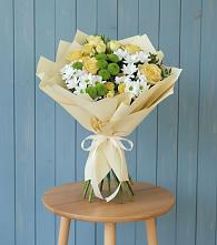 Букет цветов из:  Хризантемы и Розы в Новое Грешино