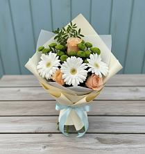 Букет цветов из:  Герберы, Розы и Хризантемы в Новое Грешино