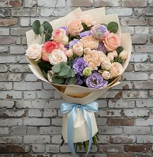 Букет цветов из:  Розы, Лизиантусы и Гвоздики #REPLACE_PRED# Новое Грешино