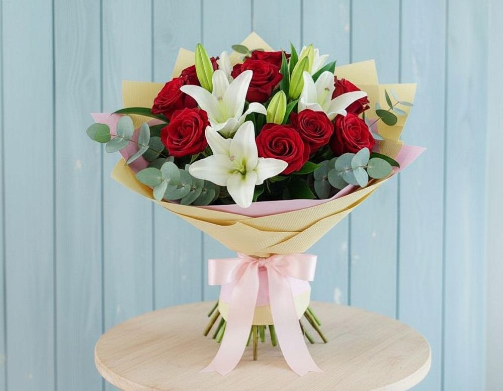 Букет цветов из: Лилии и Розы в Новое Грешино